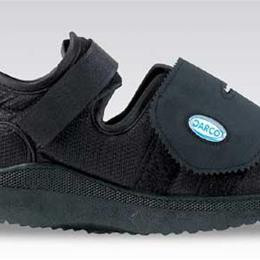 Image for product - Darco Med-Surg Shoe Black Square-Toe Men's Small thumbnail