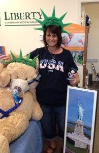 Monica_statue_of_liberty